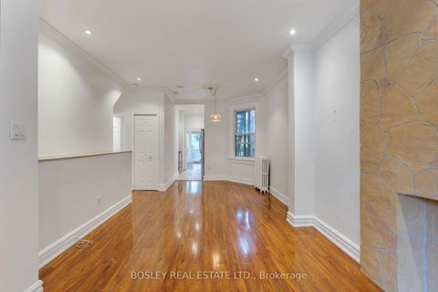 Photo 8 at 123 Seaton Street, Moss Park, Toronto