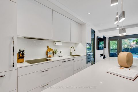 Photo 11 at 18 Astley Avenue, Moore Park, Toronto