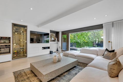 Photo 18 at 18 Astley Avenue, Moore Park, Toronto