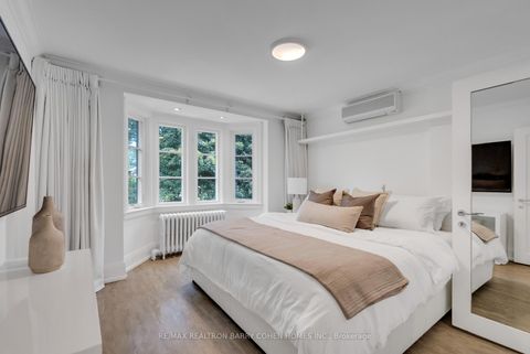 Photo 28 at 18 Astley Avenue, Moore Park, Toronto