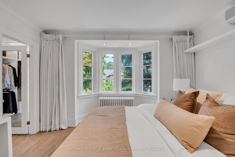Photo 29 at 18 Astley Avenue, Moore Park, Toronto