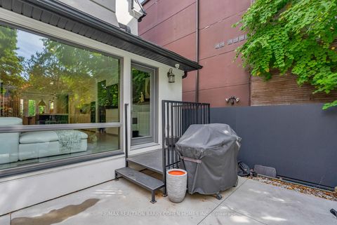 Photo 42 at 18 Astley Avenue, Moore Park, Toronto