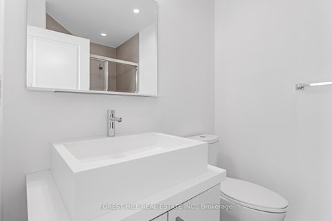 Photo 13 at 4305 - 65 St Mary Street, Bay Street Corridor, Toronto