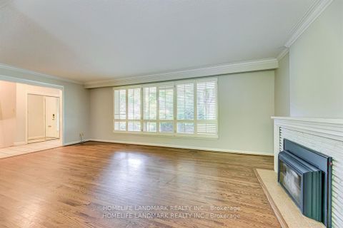 Photo 14 at 115 Wolfdale Avenue, SW Southwest, Oakville