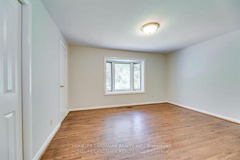 Photo 19 at 115 Wolfdale Avenue, SW Southwest, Oakville