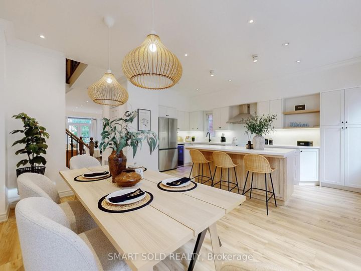 Photo 9 at 30 Crispin Court, Buttonville, Markham
