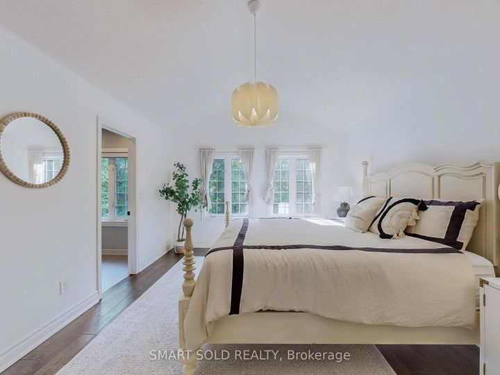 Photo 12 at 30 Crispin Court, Buttonville, Markham