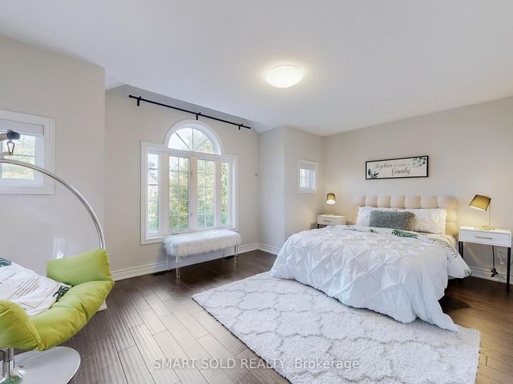 Photo 14 at 30 Crispin Court, Buttonville, Markham