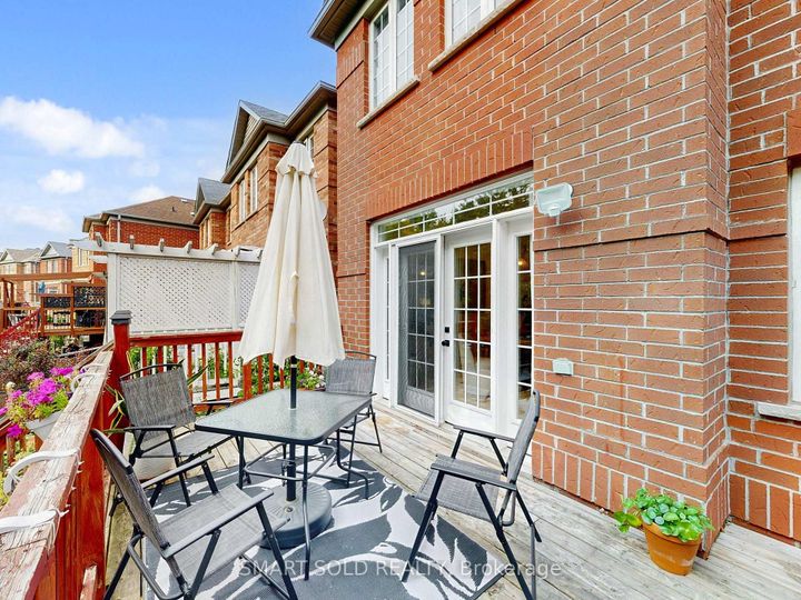 Photo 25 at 30 Crispin Court, Buttonville, Markham