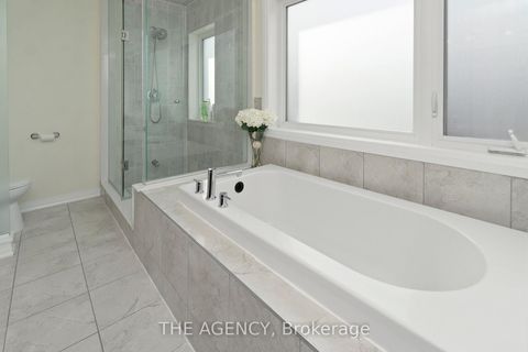 Photo 18 at 19 Thomas Mulholland Drive, CFB, Toronto Photo 18 at 19 Thomas Mulholland Drive, CFB, Toronto