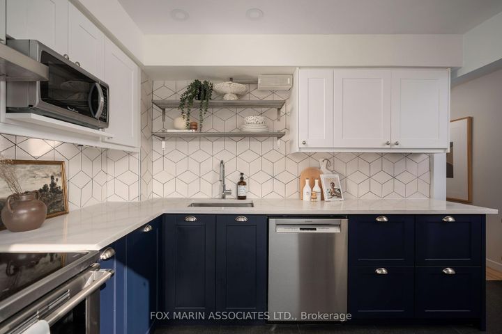 Photo 3 at 130 - 90 Edgewood Avenue, Woodbine Corridor, Toronto