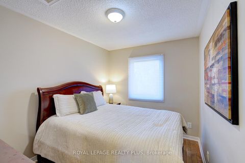 Photo 22 at 767 Playter Crescent, Armitage, Newmarket