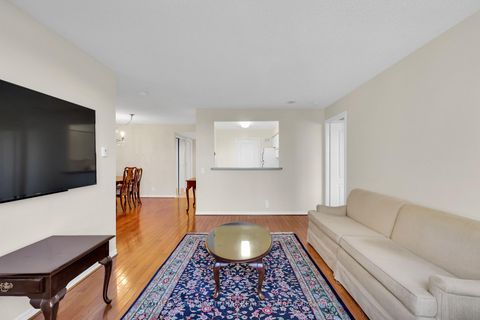 Photo 9 at 610 - 265 Ridley Boulevard, Nortown, Toronto