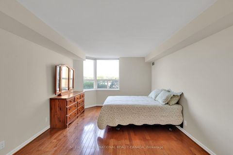 Photo 10 at 610 - 265 Ridley Boulevard, Nortown, Toronto