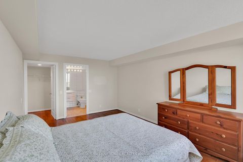 Photo 11 at 610 - 265 Ridley Boulevard, Nortown, Toronto