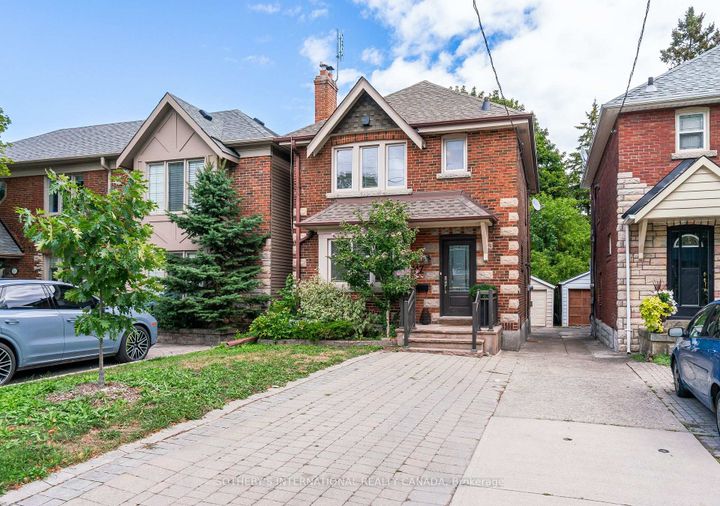 Photo 1 at 147 Rumsey Road, Leaside, Toronto