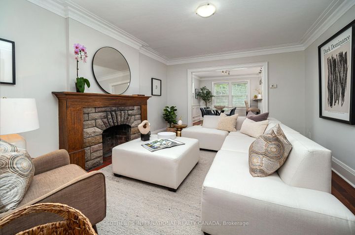 Photo 3 at 147 Rumsey Road, Leaside, Toronto