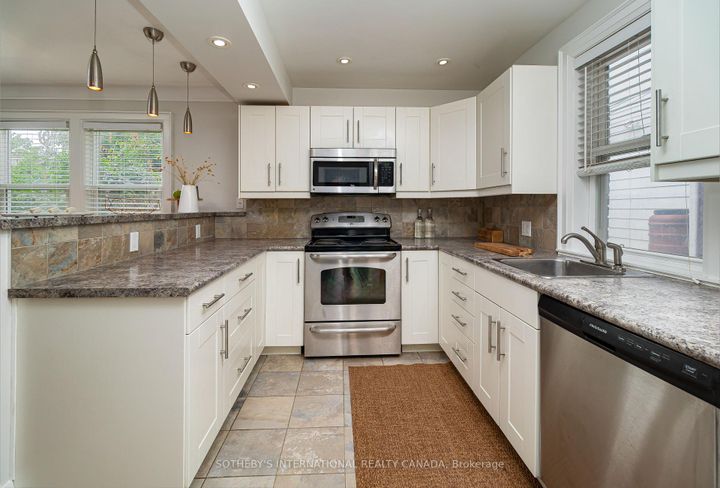 Photo 7 at 147 Rumsey Road, Leaside, Toronto