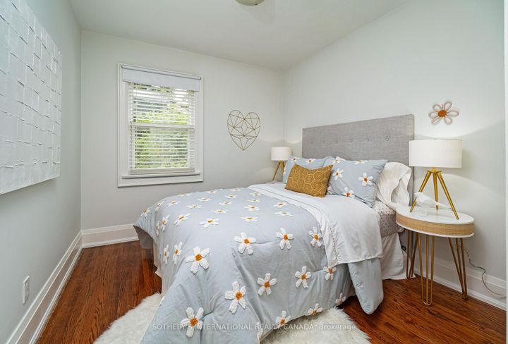 Photo 21 at 147 Rumsey Road, Leaside, Toronto