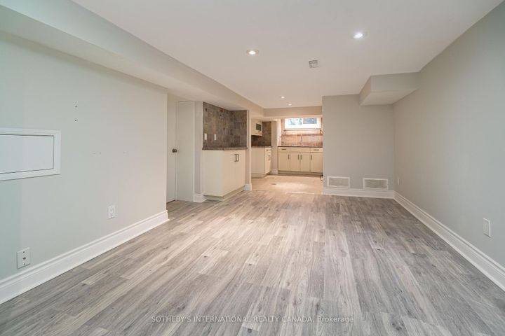 Photo 23 at 147 Rumsey Road, Leaside, Toronto