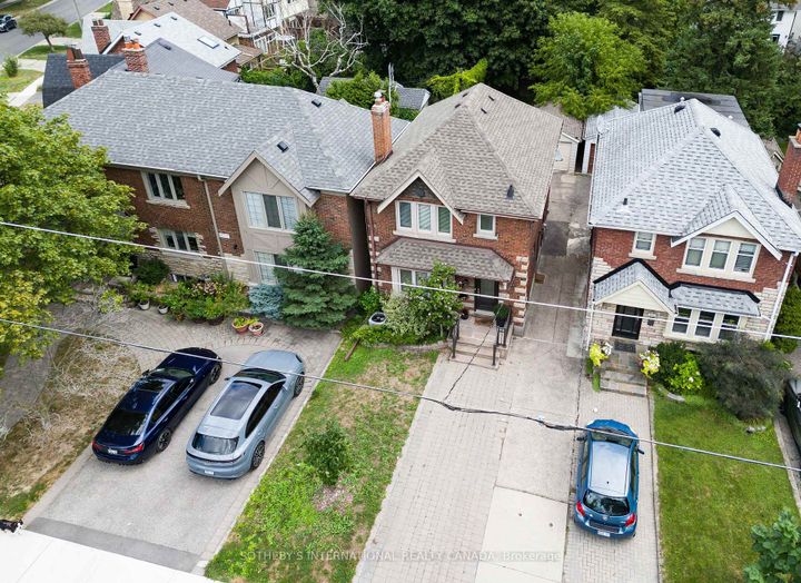 Photo 33 at 147 Rumsey Road, Leaside, Toronto
