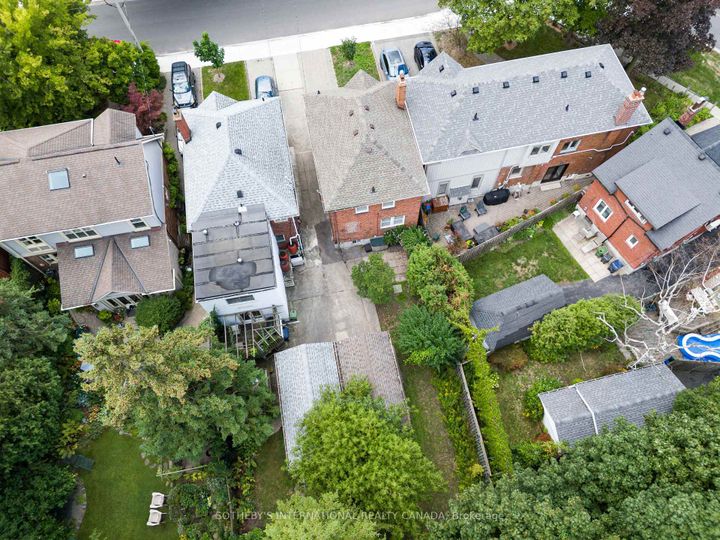 Photo 34 at 147 Rumsey Road, Leaside, Toronto