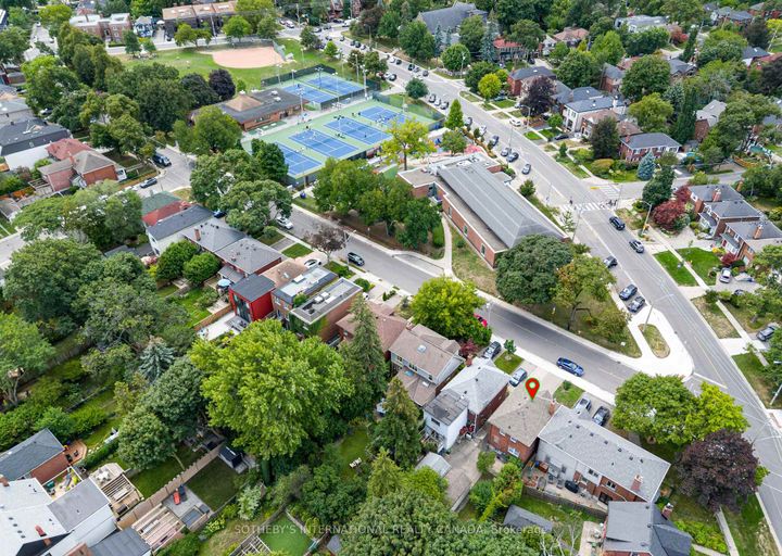Photo 36 at 147 Rumsey Road, Leaside, Toronto
