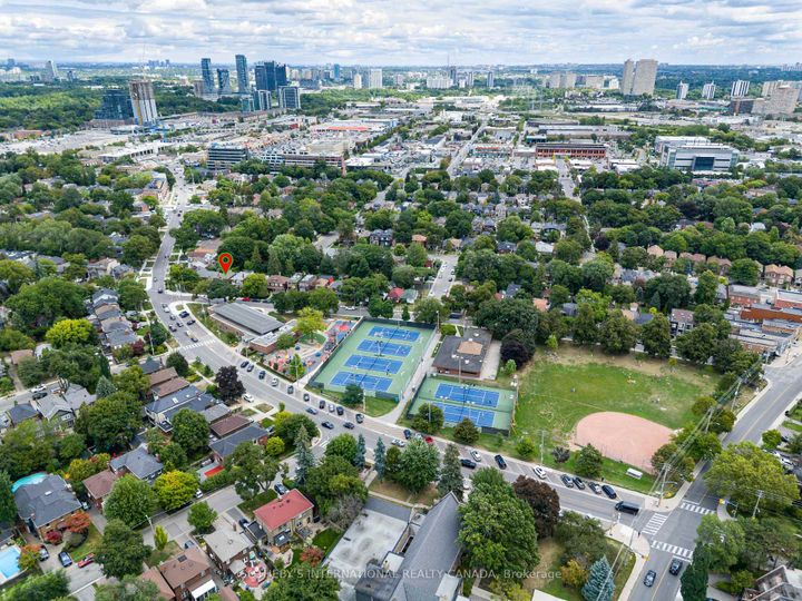 Photo 40 at 147 Rumsey Road, Leaside, Toronto