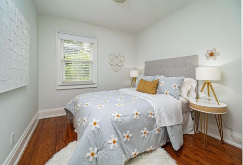 Photo 21 at 147 Rumsey Road, Leaside, Toronto