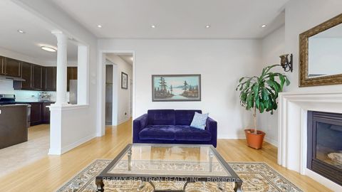 Photo 5 at 475 Kwapis Boulevard, Woodland Hill, Newmarket