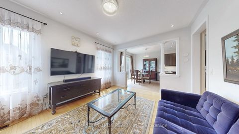 Photo 8 at 475 Kwapis Boulevard, Woodland Hill, Newmarket