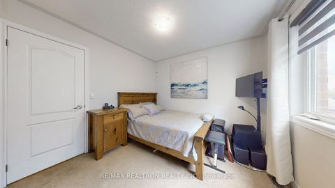 Photo 33 at 475 Kwapis Boulevard, Woodland Hill, Newmarket