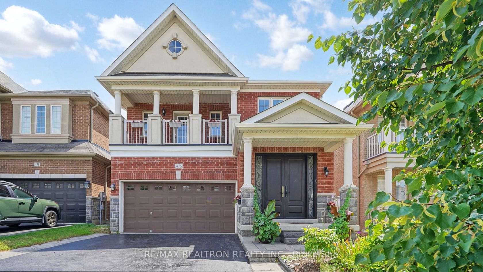 475 Kwapis Boulevard, Woodland Hill, Newmarket photo number 2