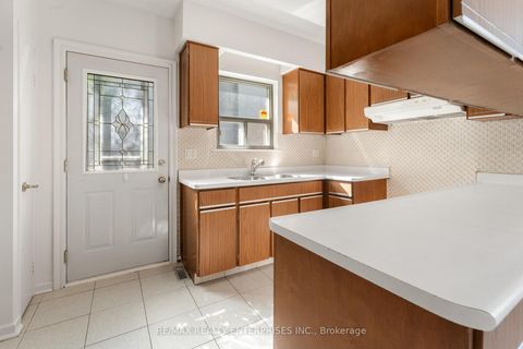Photo 11 at 85 John Garland Boulevard, Jamestown, Toronto