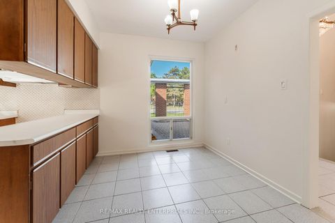Photo 14 at 85 John Garland Boulevard, Jamestown, Toronto