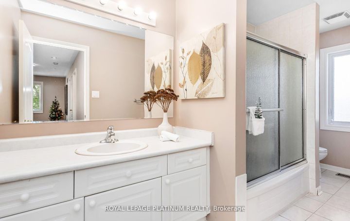 Photo 30 at 4 Skipperhill Crescent, Rouge E11, Toronto