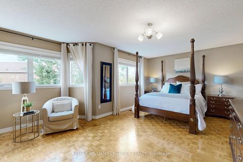 Photo 12 at 304 Maria Antonia Road, Vellore Village, Vaughan