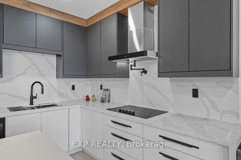 Photo 38 at 22 Longthorpe Court, Bayview Southeast, Aurora Photo 38 at 22 Longthorpe Court, Bayview Southeast, Aurora