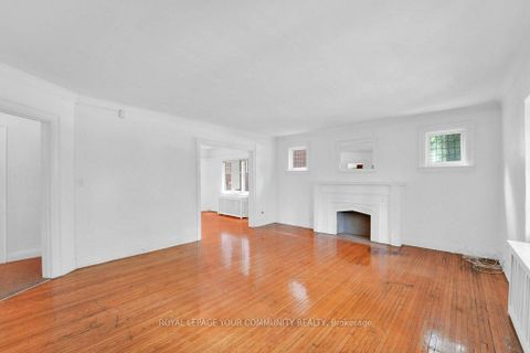 Photo 6 at 390 Davenport Road, Casa Loma, Toronto