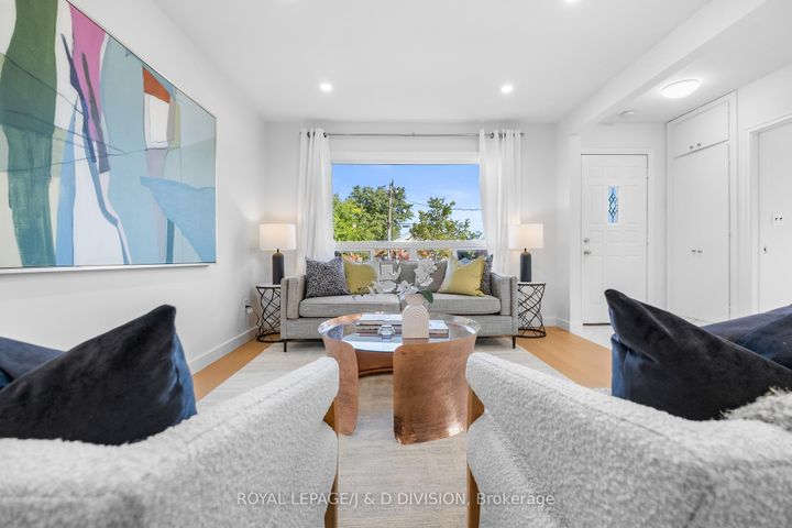Photo 7 at 5 Penworth Road, Maryvale, Toronto