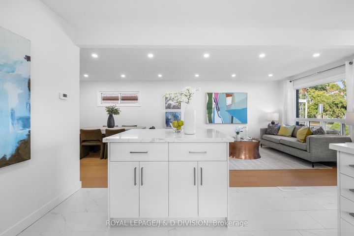 Photo 15 at 5 Penworth Road, Maryvale, Toronto
