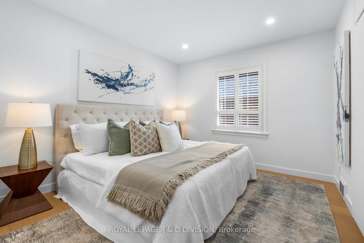 Photo 19 at 5 Penworth Road, Maryvale, Toronto