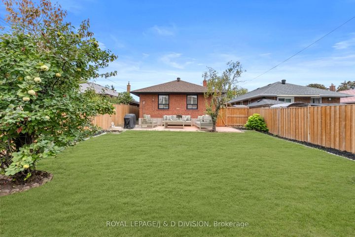 Photo 36 at 5 Penworth Road, Maryvale, Toronto