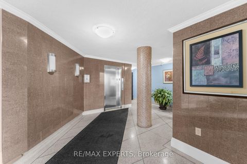 Photo 1 at 208 - 50 Gulliver Road, Amesbury, Toronto