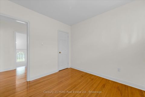 Photo 14 at 321 Southview Road, WO West, Oakville