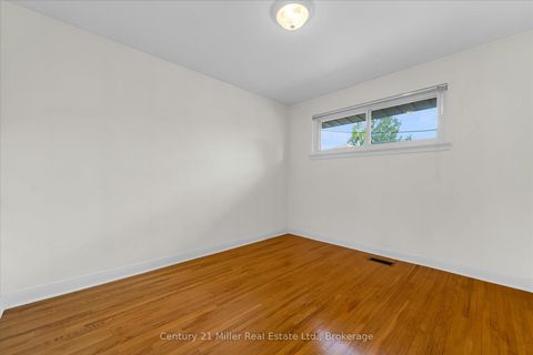 Photo 18 at 321 Southview Road, WO West, Oakville