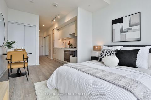 Photo 13 at PH08 - 82 Dalhousie Street, Yonge Corridor, Toronto