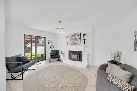 Photo 13 at 182 Tall Grass Trail, East Woodbridge, Vaughan
