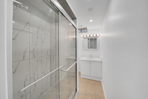 Photo 30 at 182 Tall Grass Trail, East Woodbridge, Vaughan
