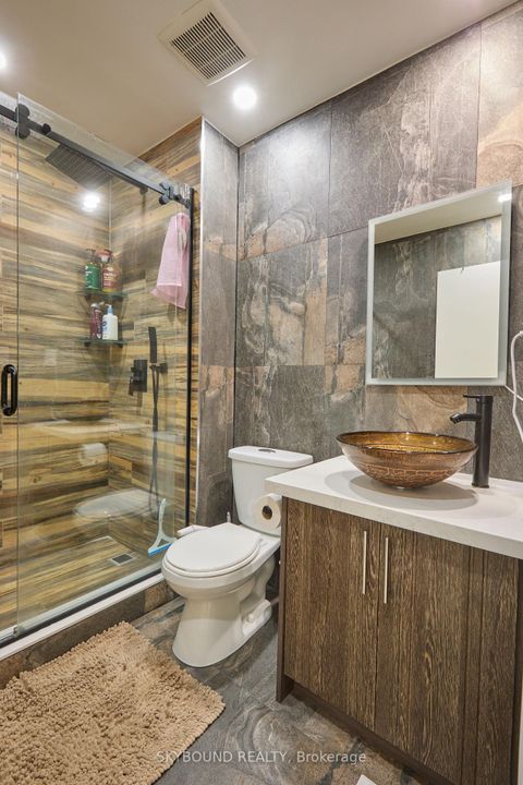 Photo 14 at 1021 Anna Maria Avenue, Alcona, Innisfil